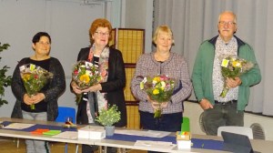 HBZ-bestuur met bloemen